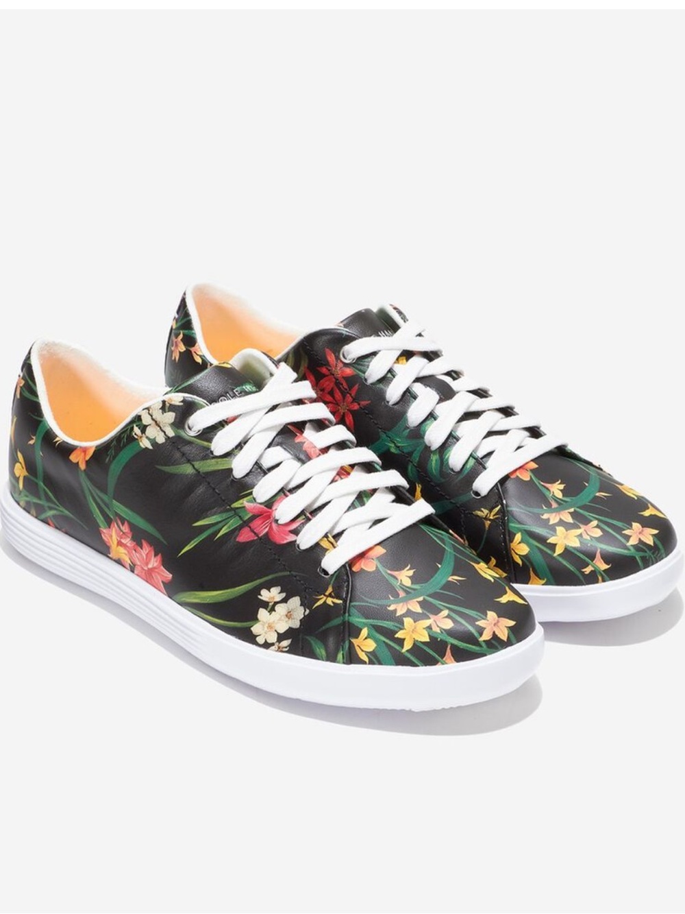 Cole Haan Grand Zero Crosscourt in Night Garden Flora. Size 9M